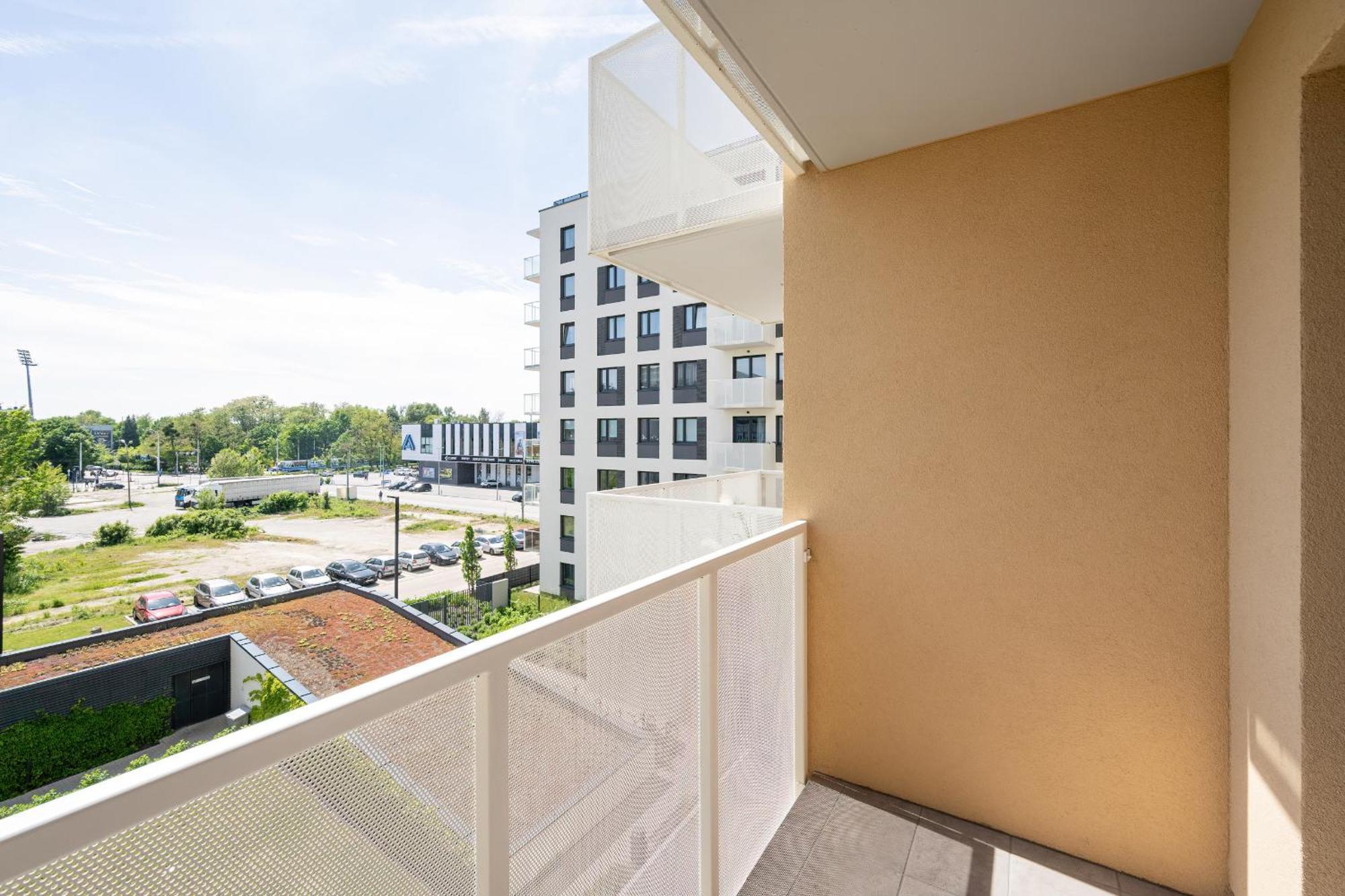 Miedziana Bright Apartment With Balcony And Parking Wroclaw By Noclegi Renters Bagian luar foto